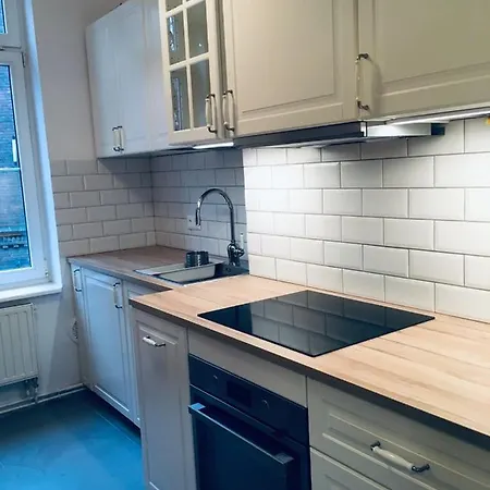 3 May Central Newly Renovated Appartement